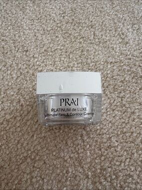 PRAI Platinum de Luxe Ultimate Firm & Contour Creme - Silver/White